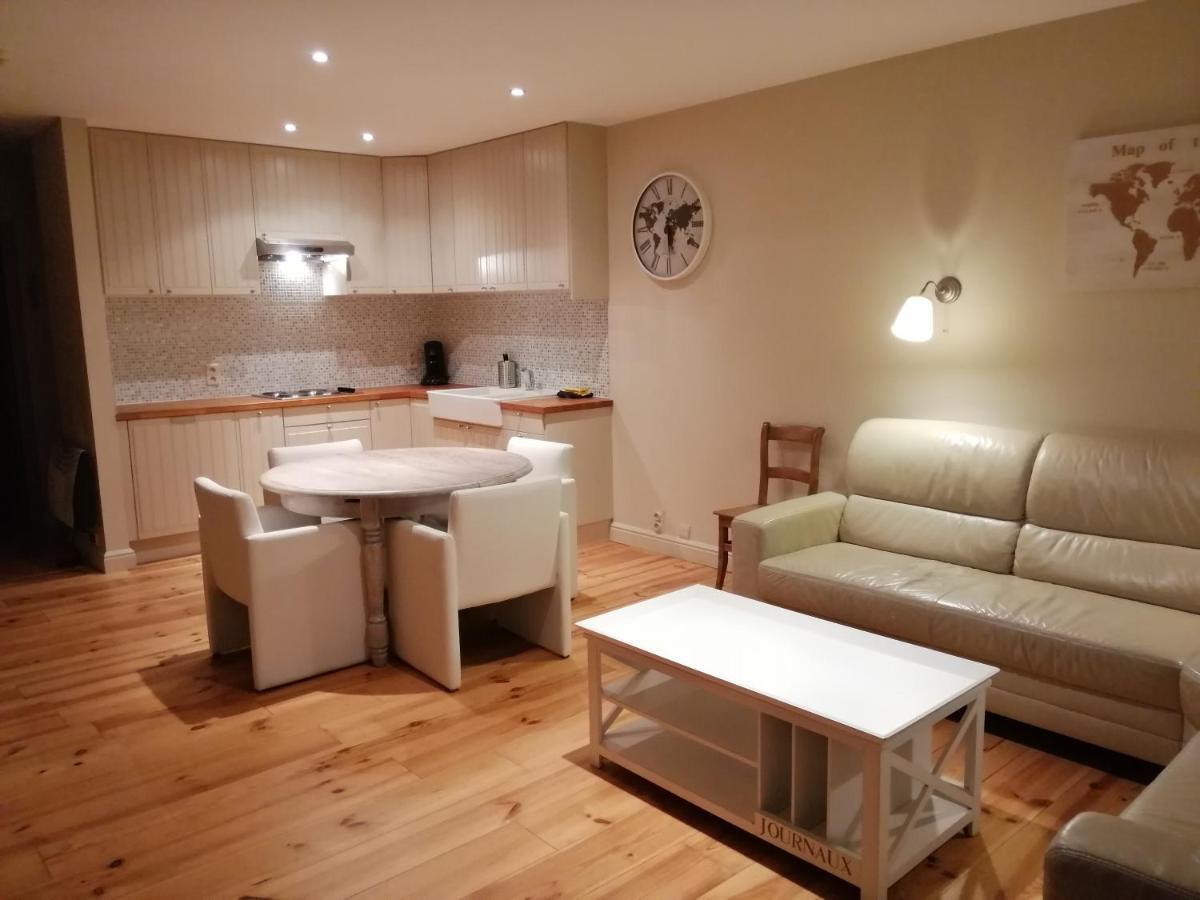 Durbuy, Son Charme Ou Il Fait Bon Vivre. Apartment *